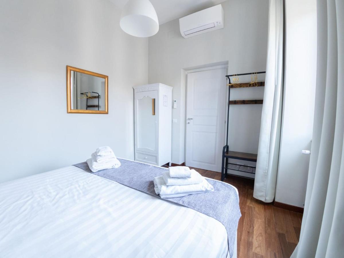 The Best Rent - Beautiful With Terrace Near Colosseo Apartment *